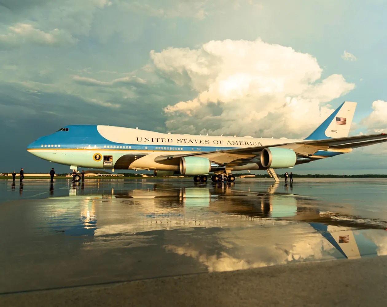 A History Of Air Force One What Came Before The Boeing 747?