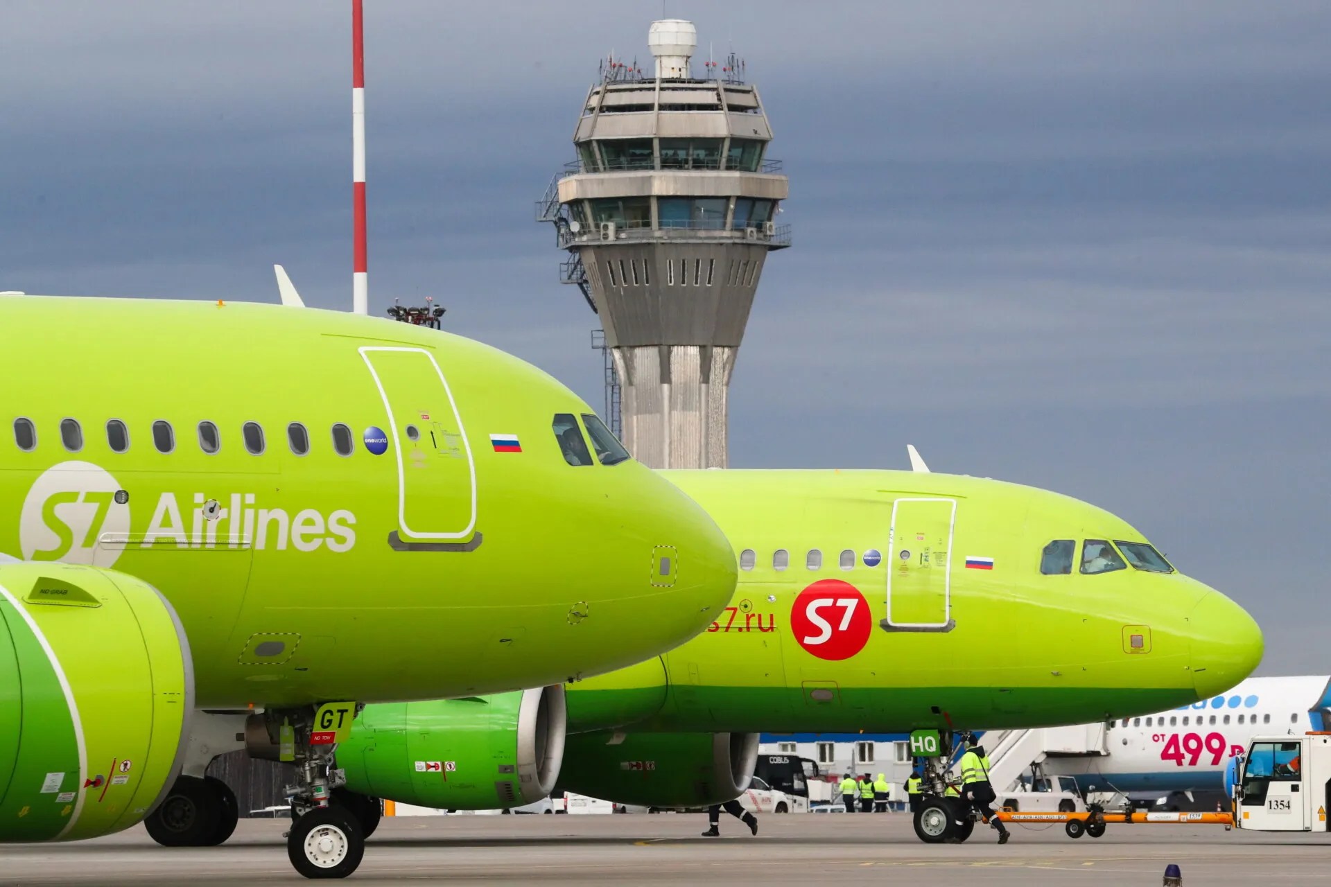 Meet The Bright Green Fleet Of S7 Airlines In 2021