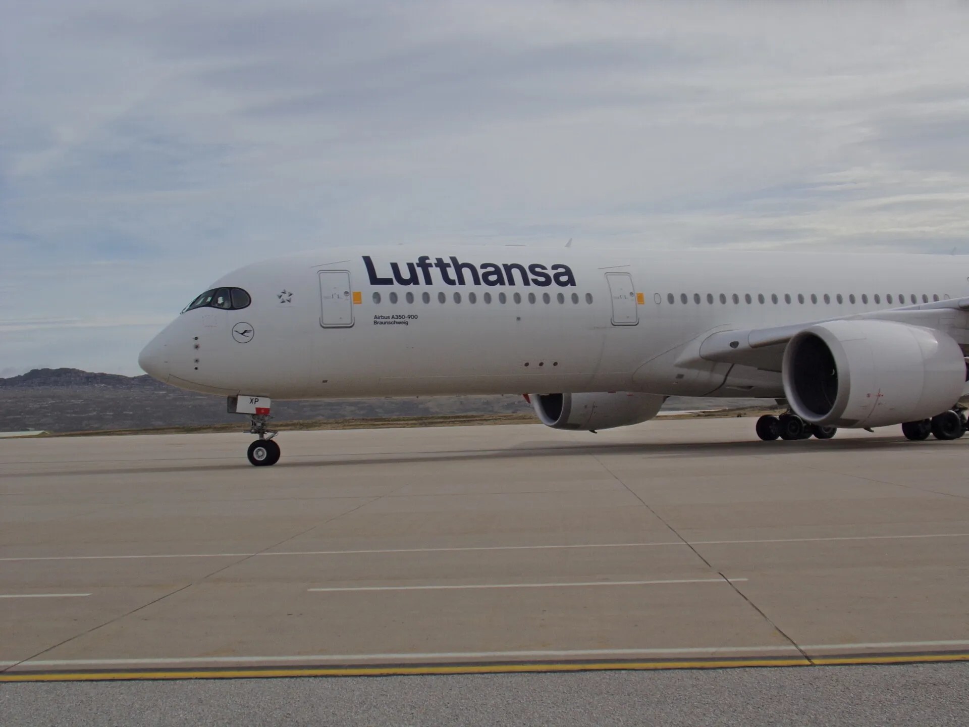 What Cabins Does Lufthansa Offer On LongHaul Flights?