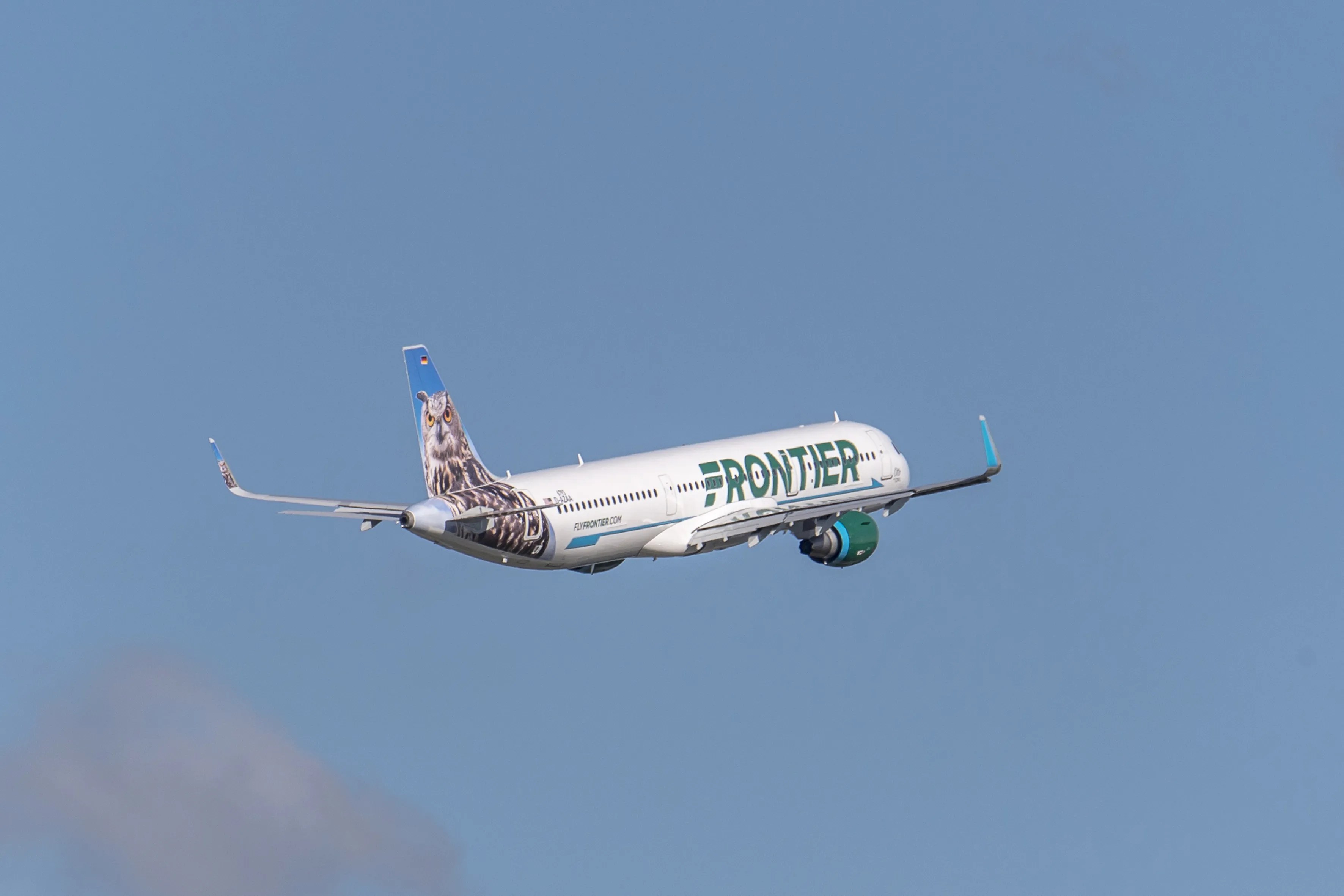 Frontier Airlines Airbus A321 Returns To Denver Following Engine Fire