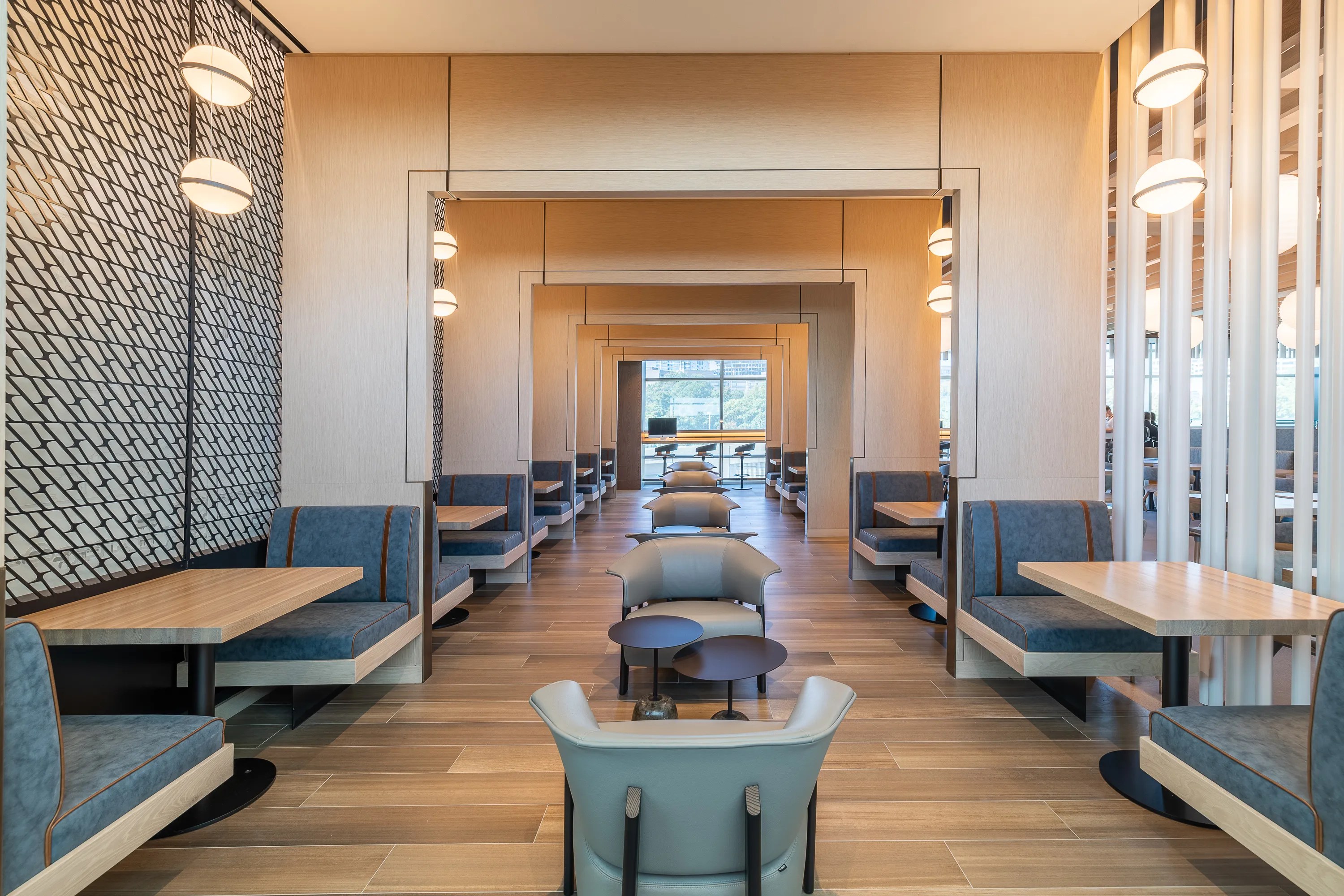 In Photos American Airlines Shows Off Its New Reagan Washington