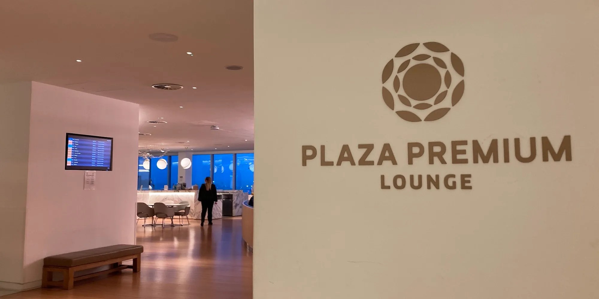 Lounge Review London Gatwick Plaza Premium North Terminal