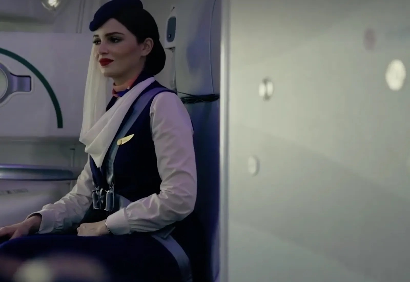 Can Flight Attendants Wear The Hijab?
