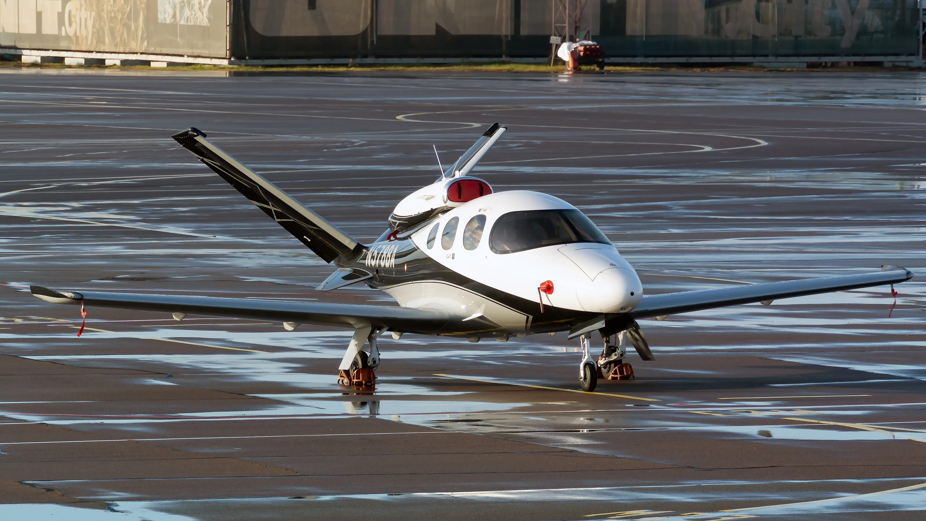 Top 10 The Smallest Private Jets In The World