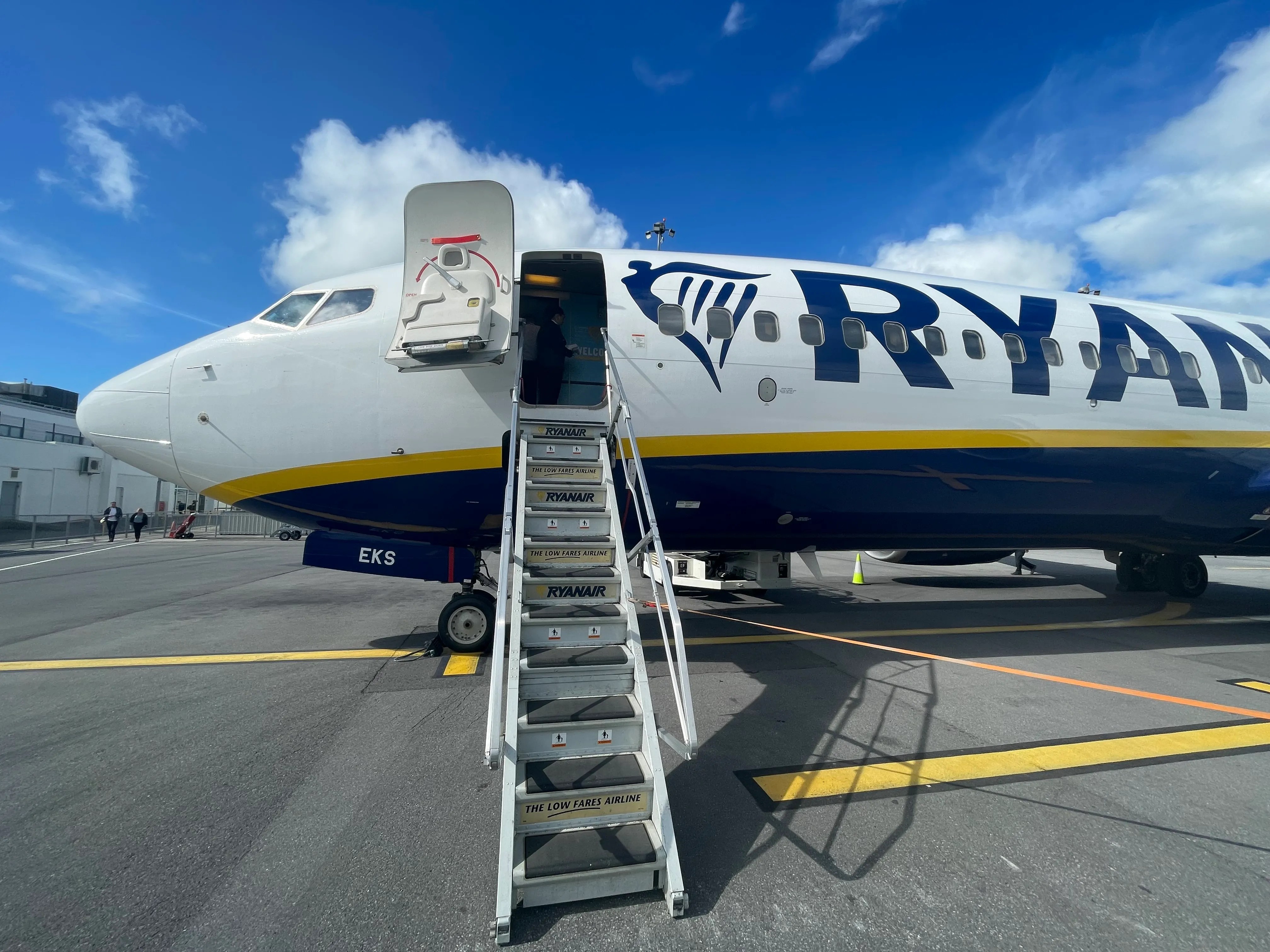 What's It Like Flying In & Out Of Ireland West Knock Airport?