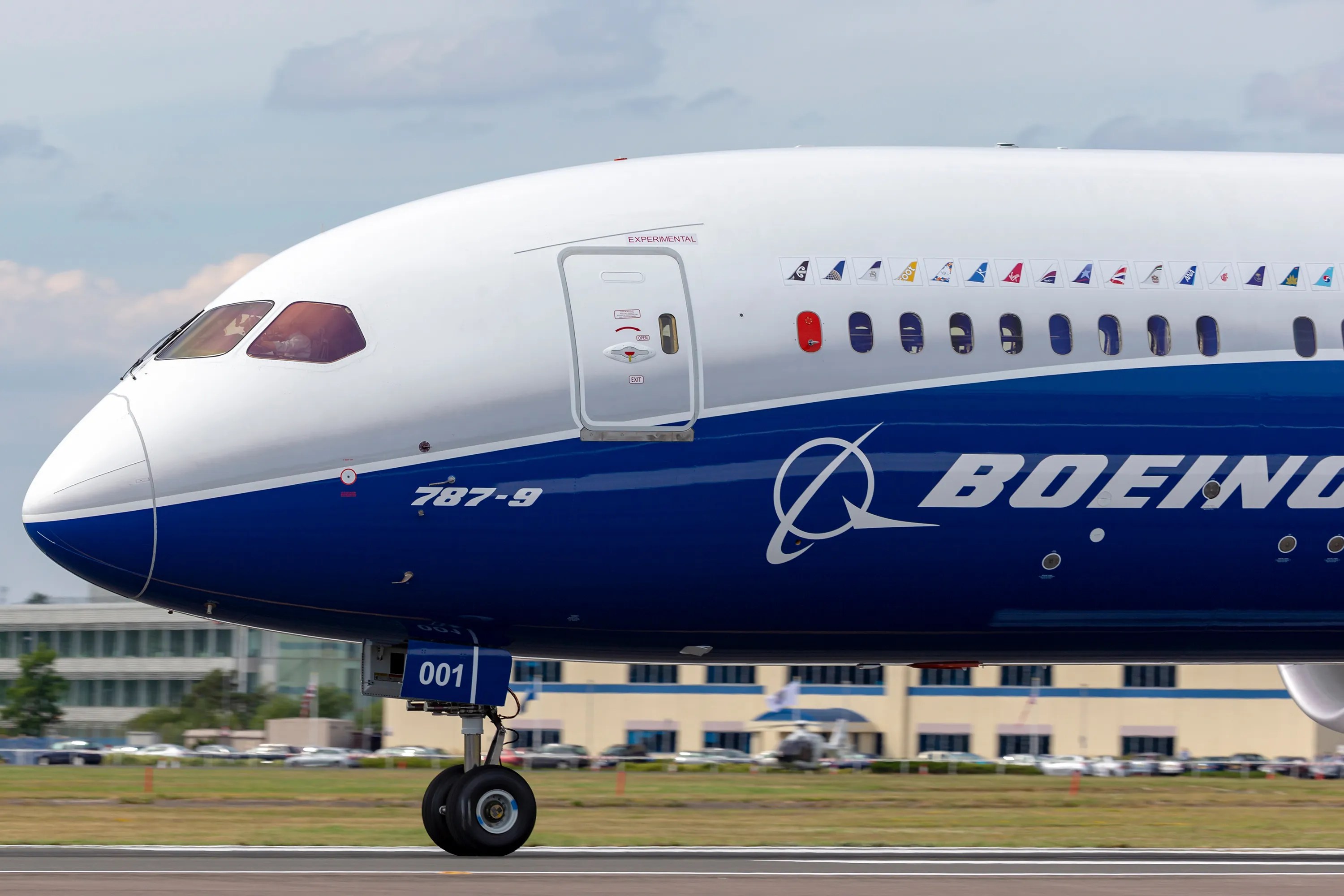 The Boeing 777X Vs The 777300ER What Is The Difference?
