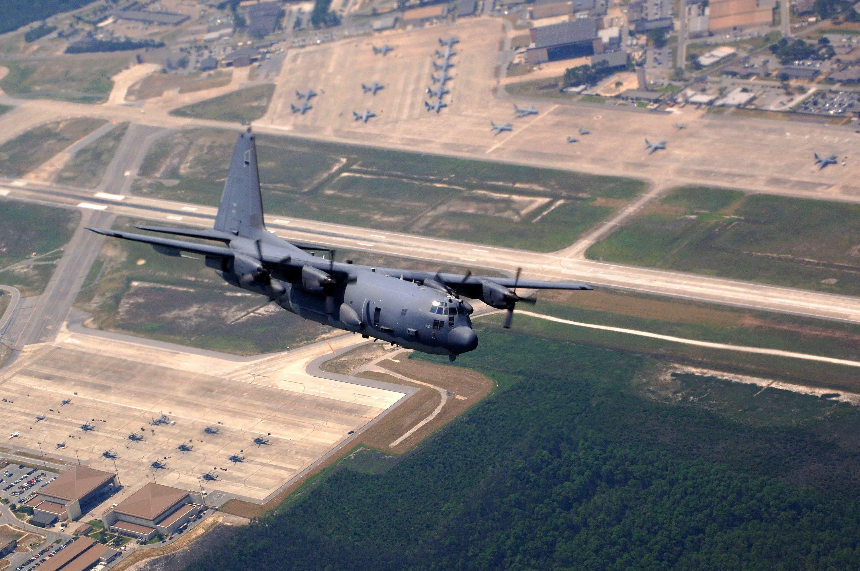 Ranked The 6 Biggest Air Force Bases In Florida