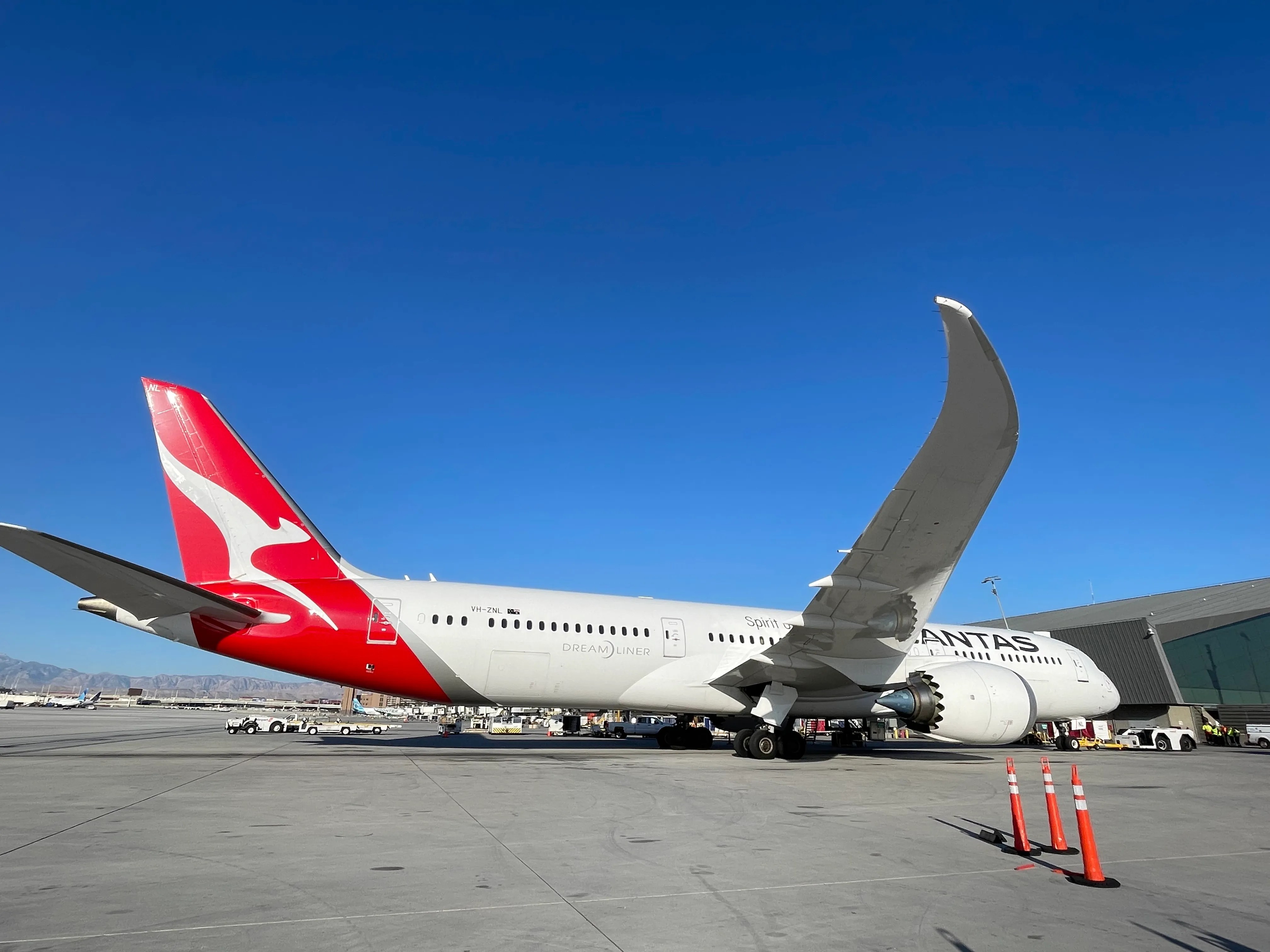 Which Carriers Fly Between The US & New Zealand?