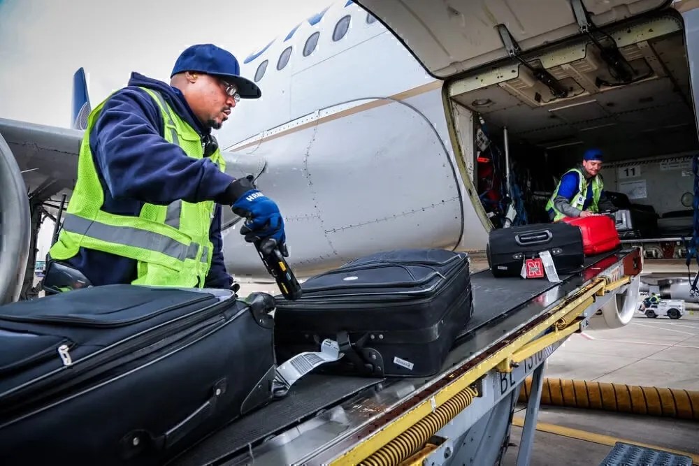 Denver Zoo Adopts "Halloween Crab" That Was Found On Flight From Costa Rica