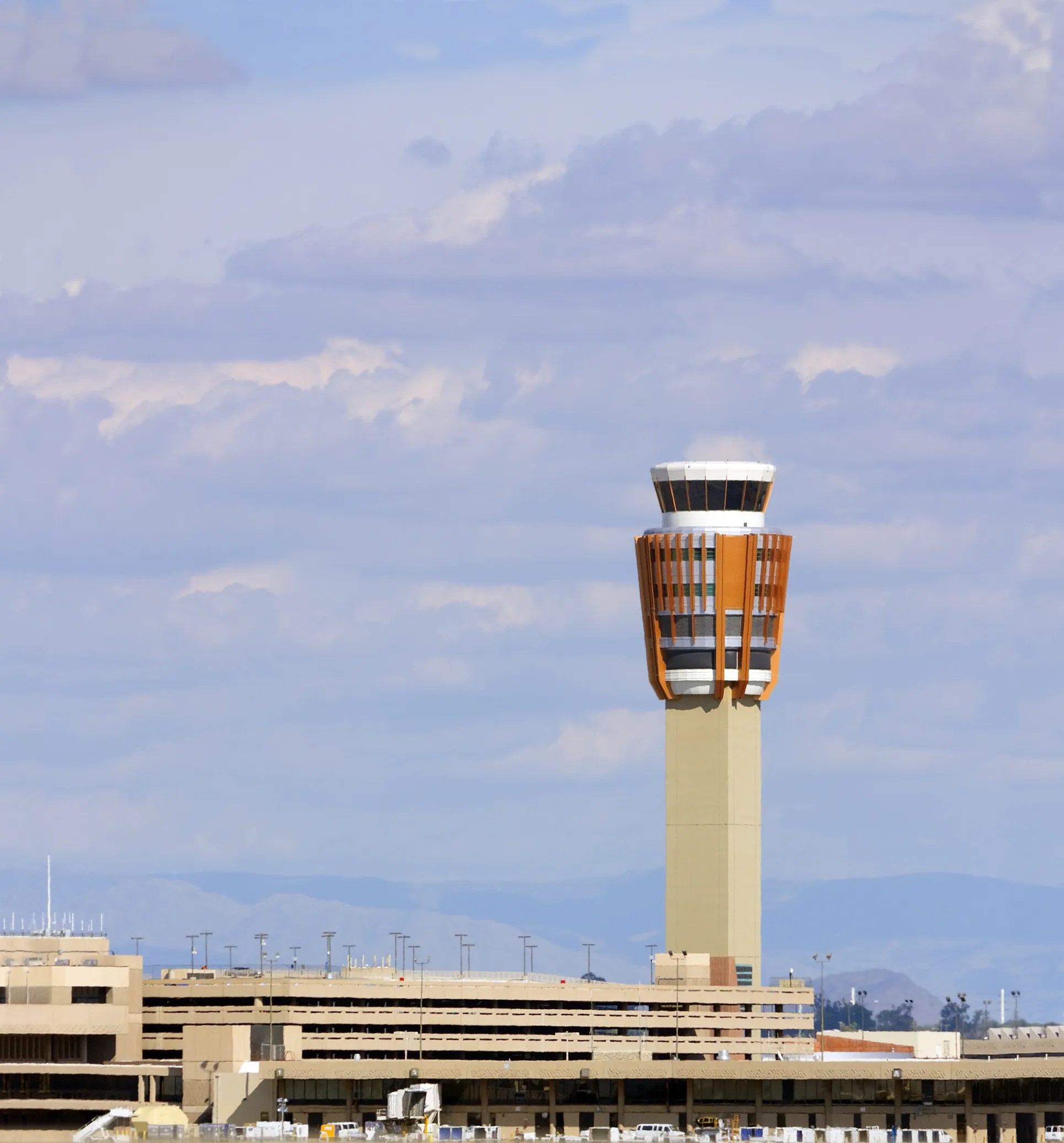 Grand Rapids Airport To Replace 60YearOld Air Traffic Control Tower