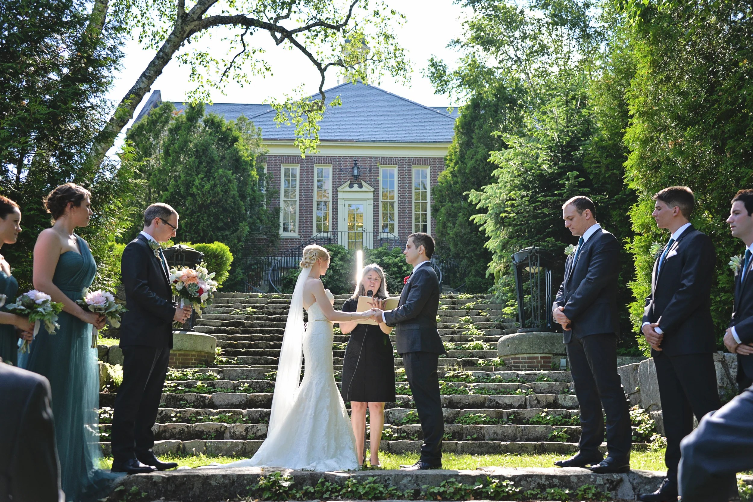 Maine Wedding Venues on a Tight BudgetA Sweet Start