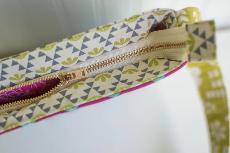 Tips for Sewing Metal Zippers have no fear! — SewCanShe Free Sewing