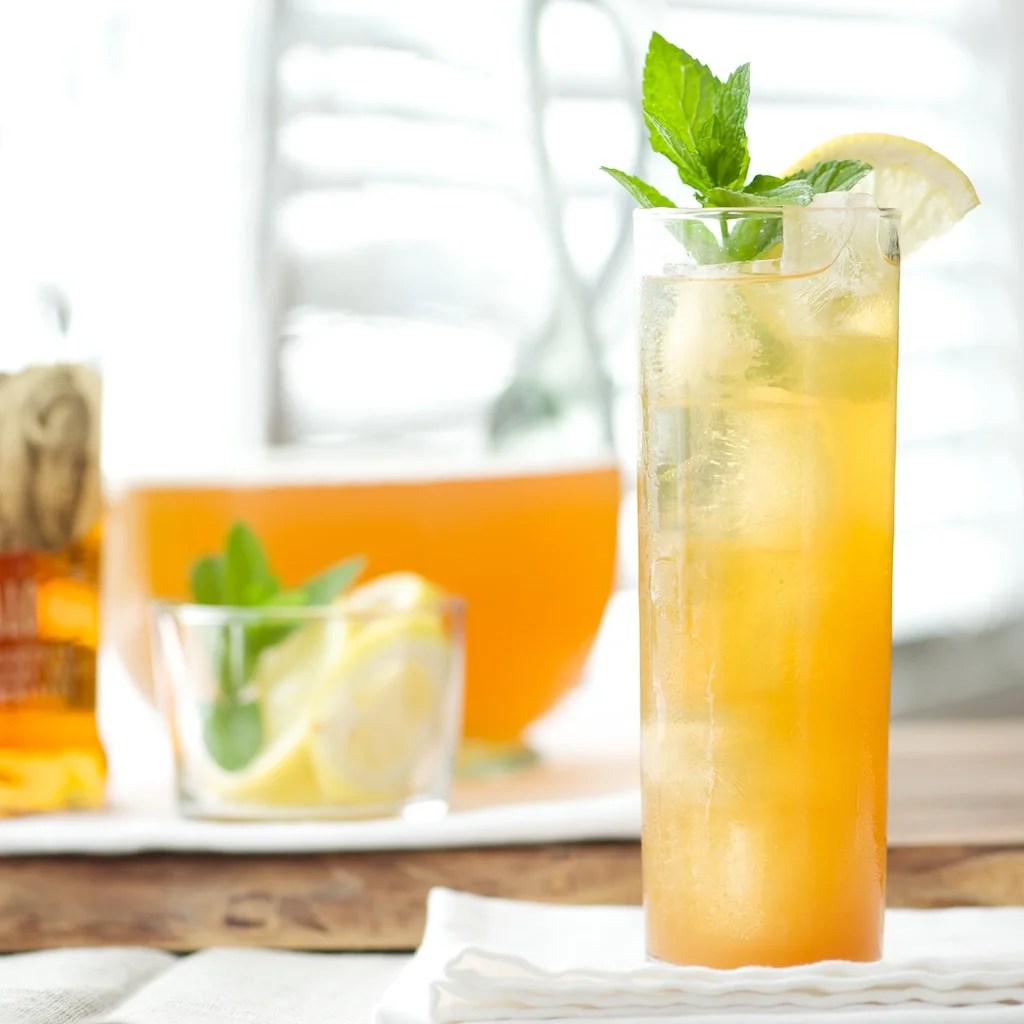 Bourbon Iced Tea with Mint — Pixels + Crumbs