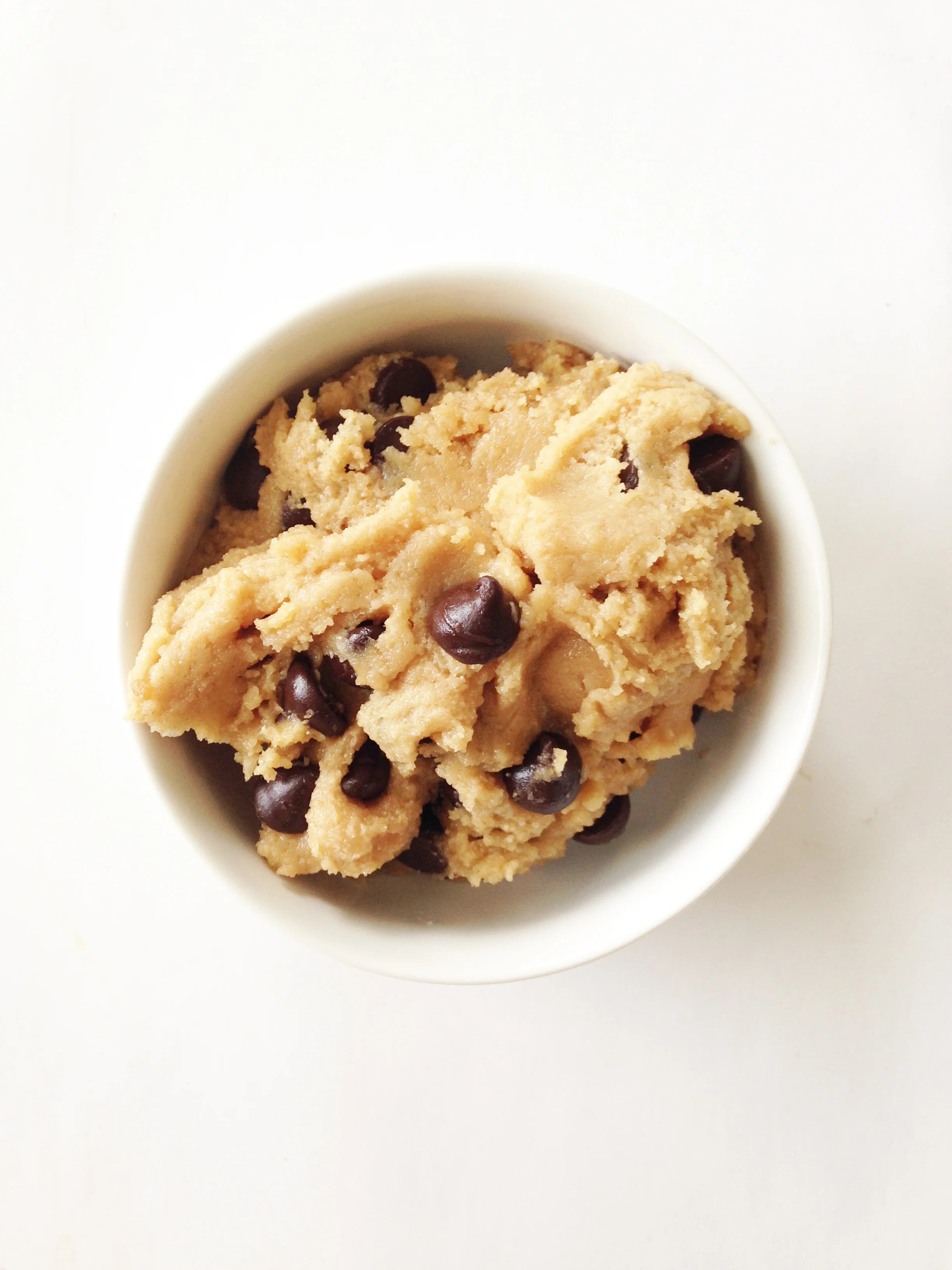 Skinny Edible Chocolate Chip Cookie Dough (Whole Wheat) — The Skinny Fork