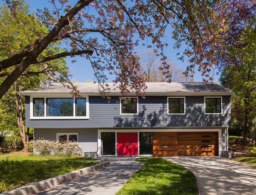 Don't Dis the Bilevel and Splitlevel — Susan Yeley Interiors