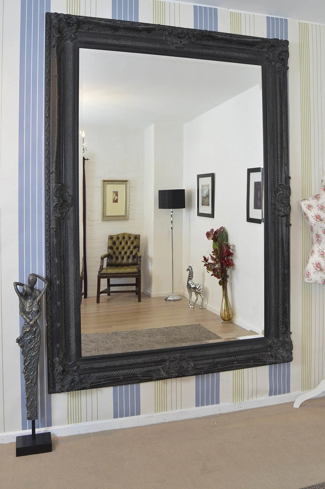 How to Hang a VERY Heavy Mirror — YOUHANGIT