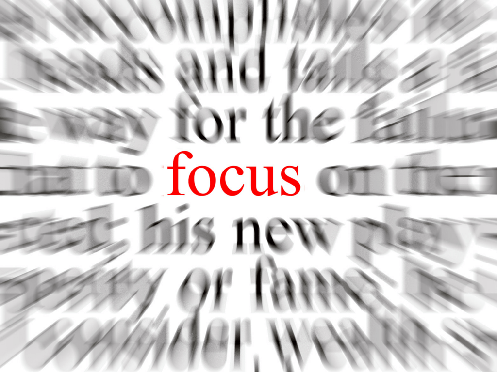 3 BIG CRUCIAL TIPS TO HELP YOU CONCENTRATE WHEN YOU'RE STUDYING OR AT