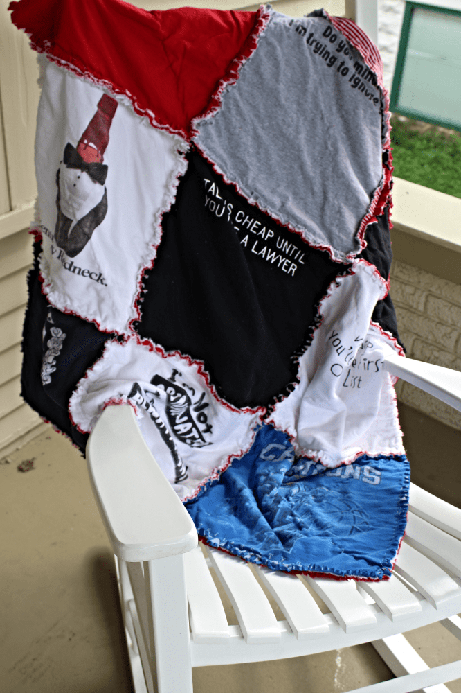 How To Make a TShirt Rag Quilt — Kentucky Life + Style + Travel Blog