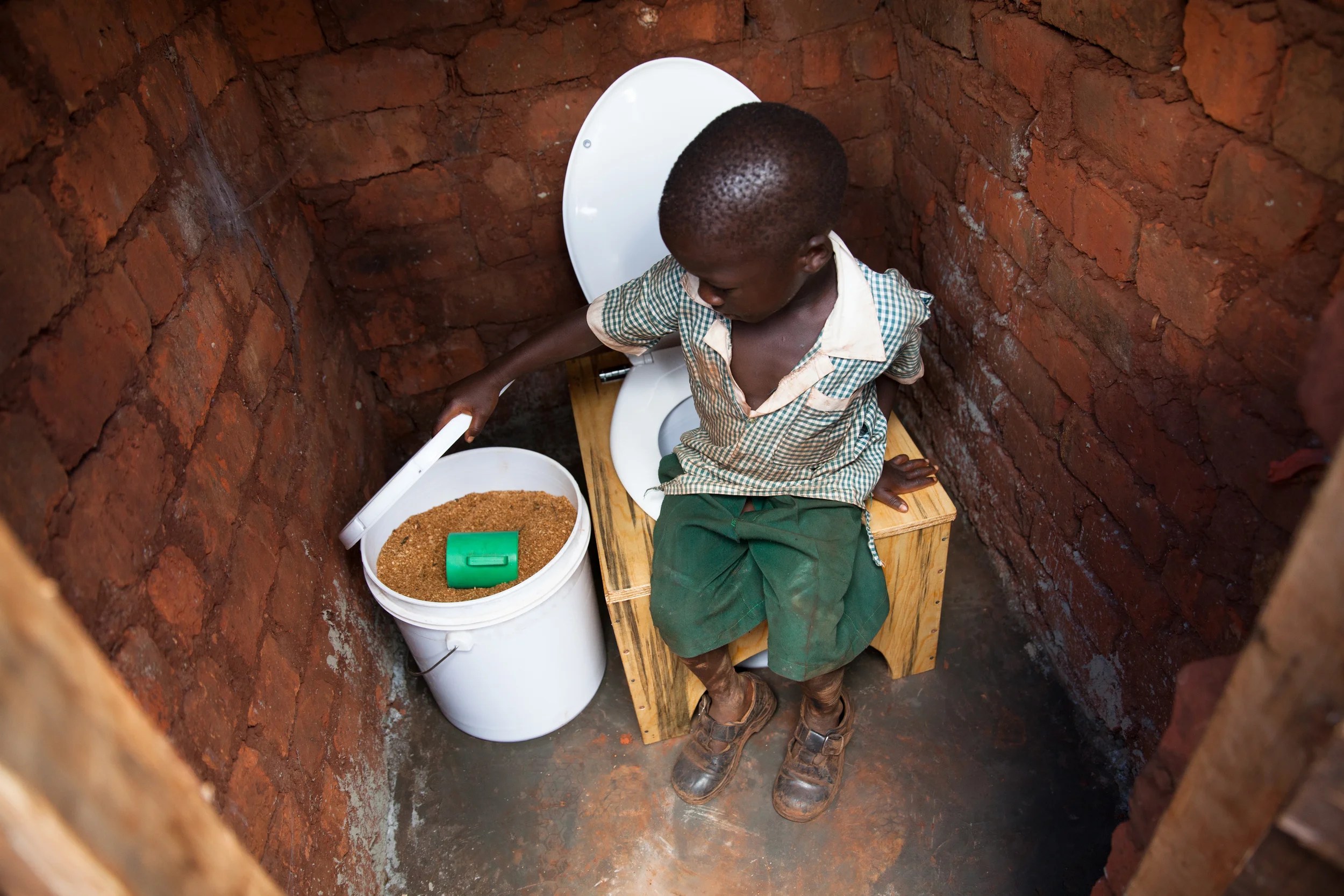 Conversion of Pit Latrines to Compost Toilets in Papoga, Uganda