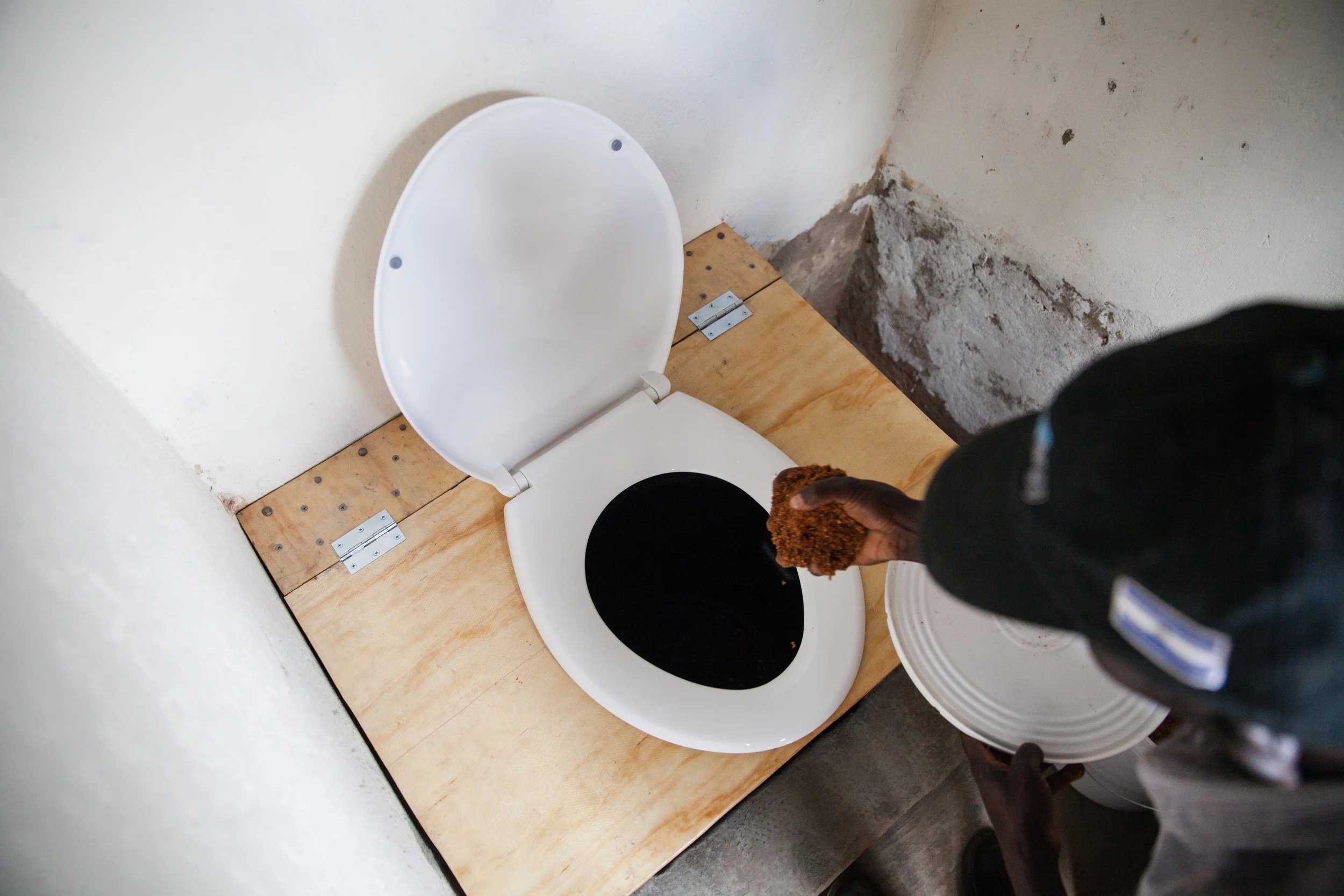 Conversion of Pit Latrines to Compost Toilets in Papoga, Uganda