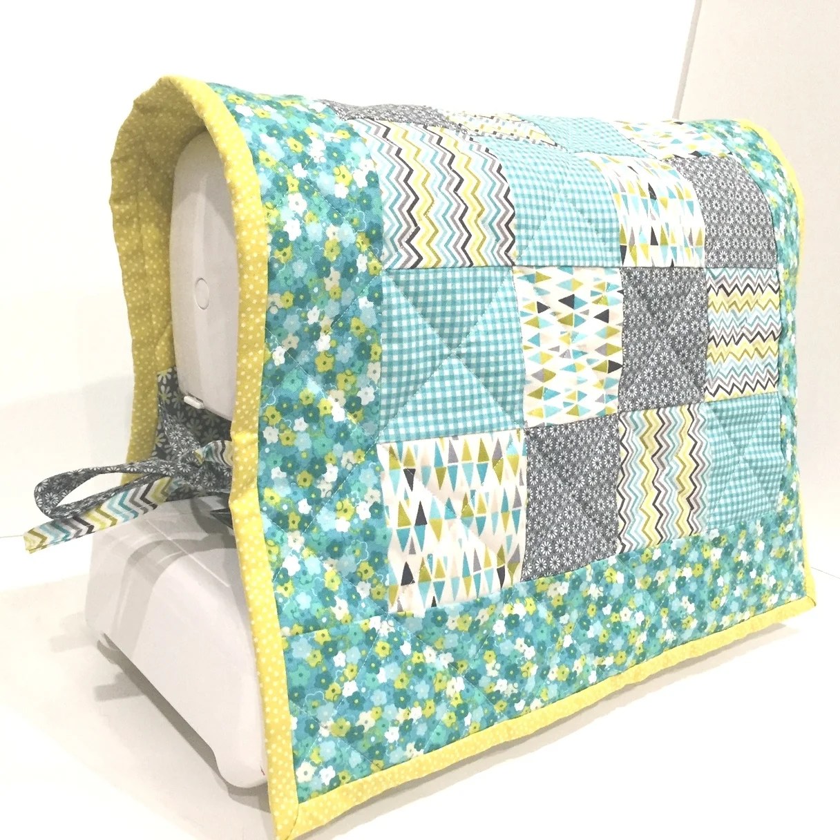Sewing Machine Cover — The Crafty Nomad Quilt Patterns, Subscriptions