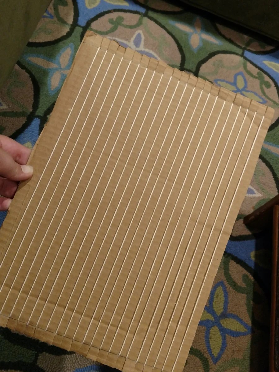 DIY wall hangings on a cardboard loom — kumquatmay