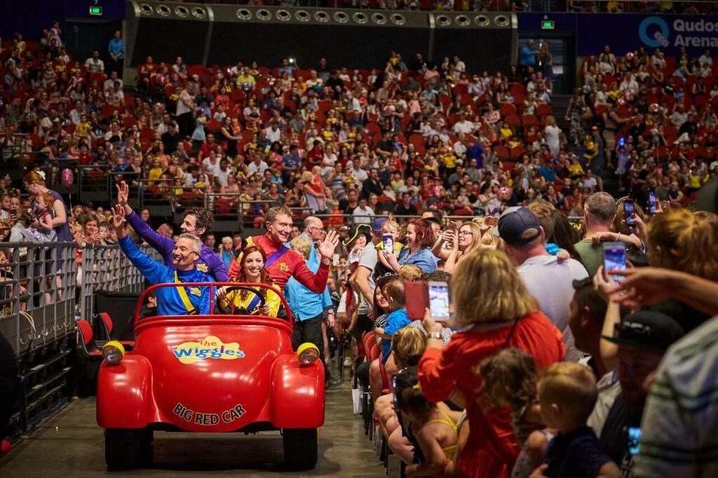 The WIGGLE POP BIG SHOW tour is coming — Little Rockers Radio Kids