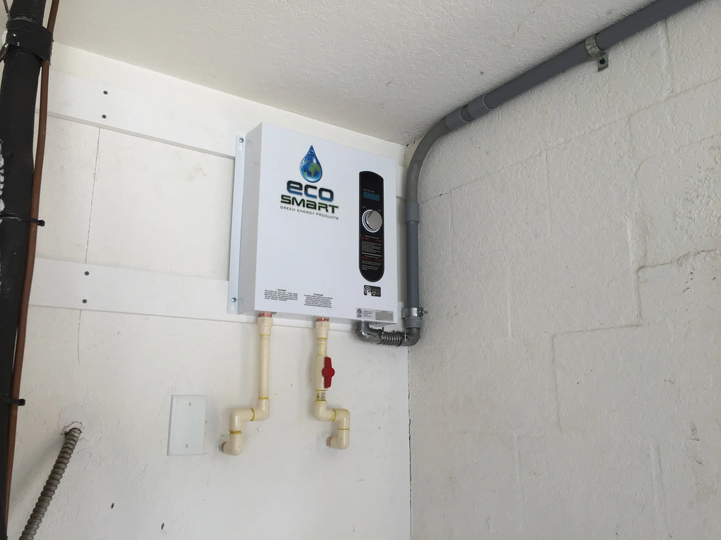 French Doors, Laundry & Tankless Electric Water Heater