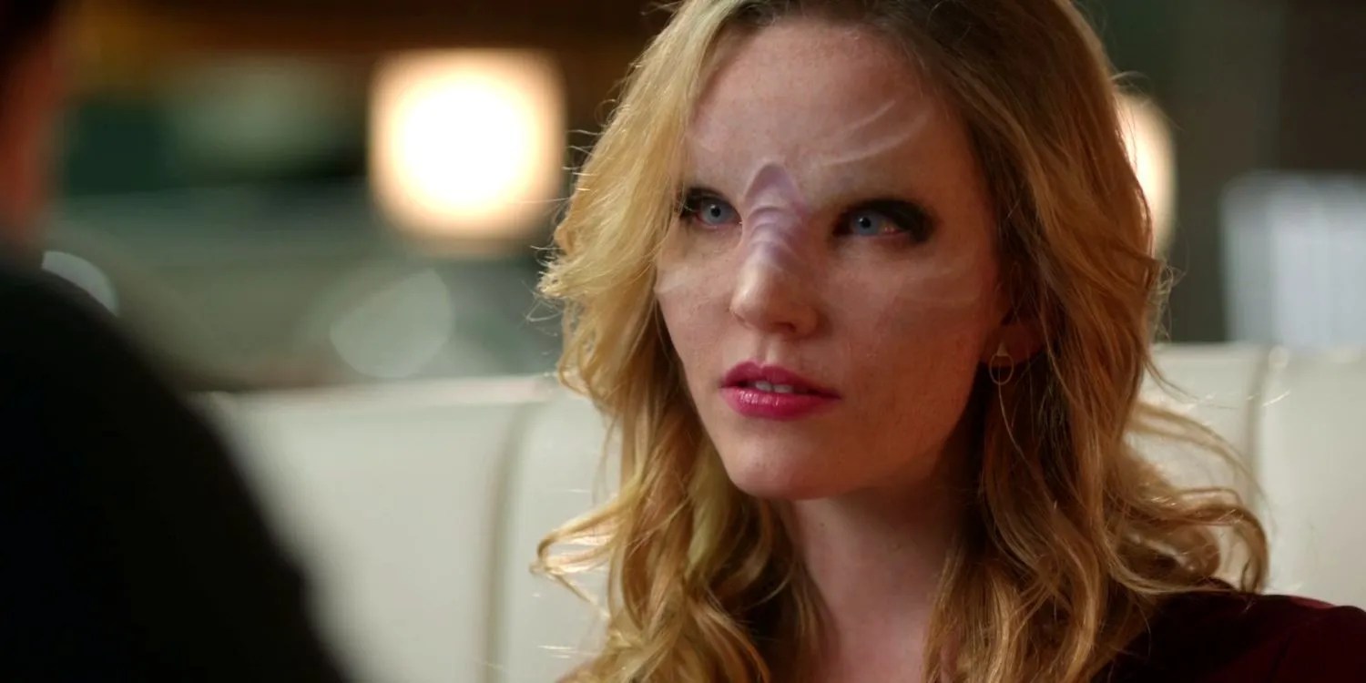 Supergirl Starhaven's Comic Connections Explained