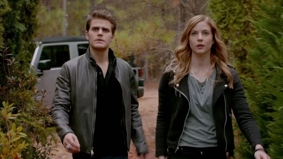 Vampire Diaries 7 Couples That Hurt The Show (And 8 That Saved It)