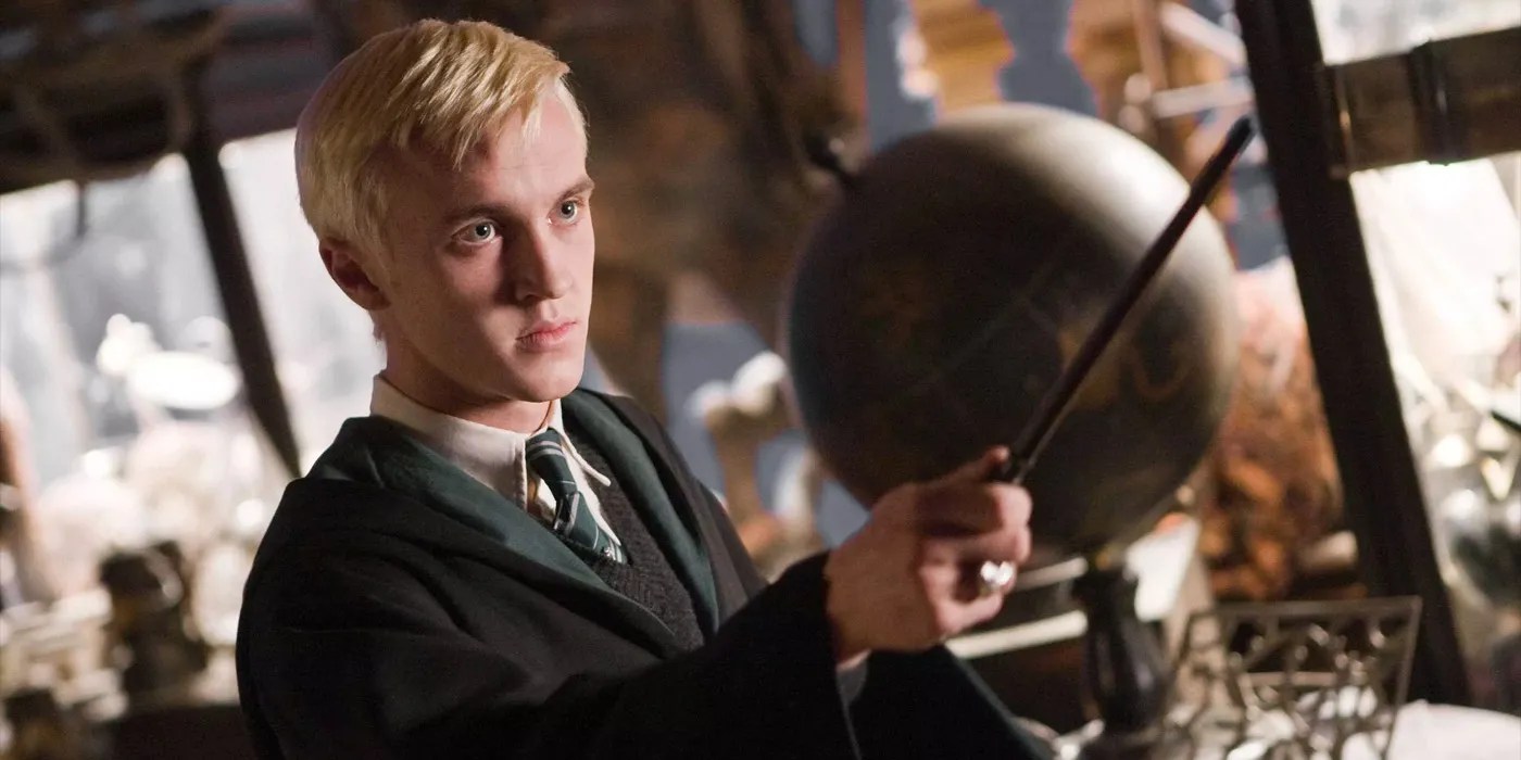 Harry Potter 20 Wicked Things Only Potterheads Know Draco Did At Hogwarts