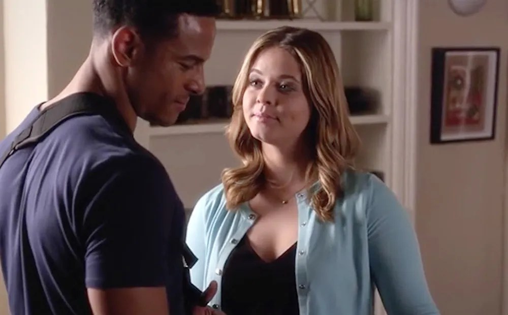 Pretty Little Liars 20 Things That Don't Make Sense About Alison Dilaurentis