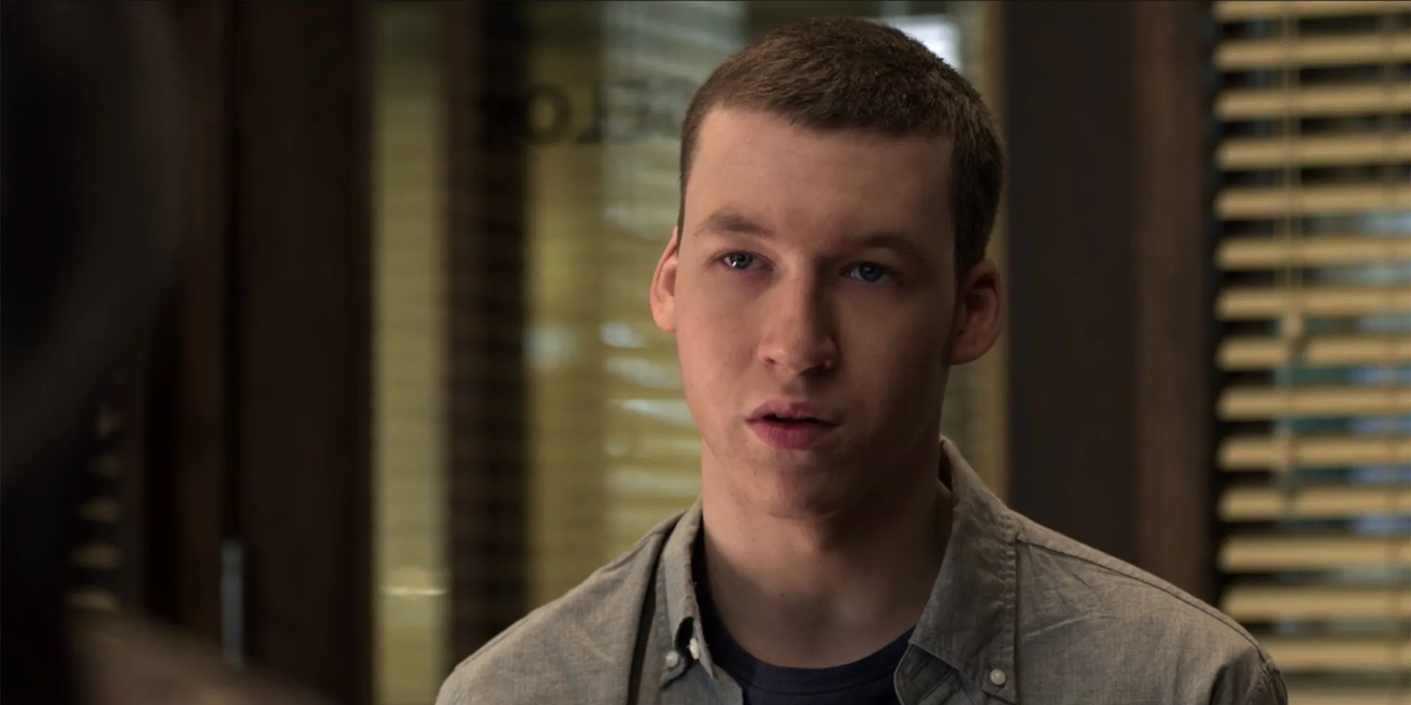 13 Reasons Why 15 Things Fans Choose To Ignore About The Show
