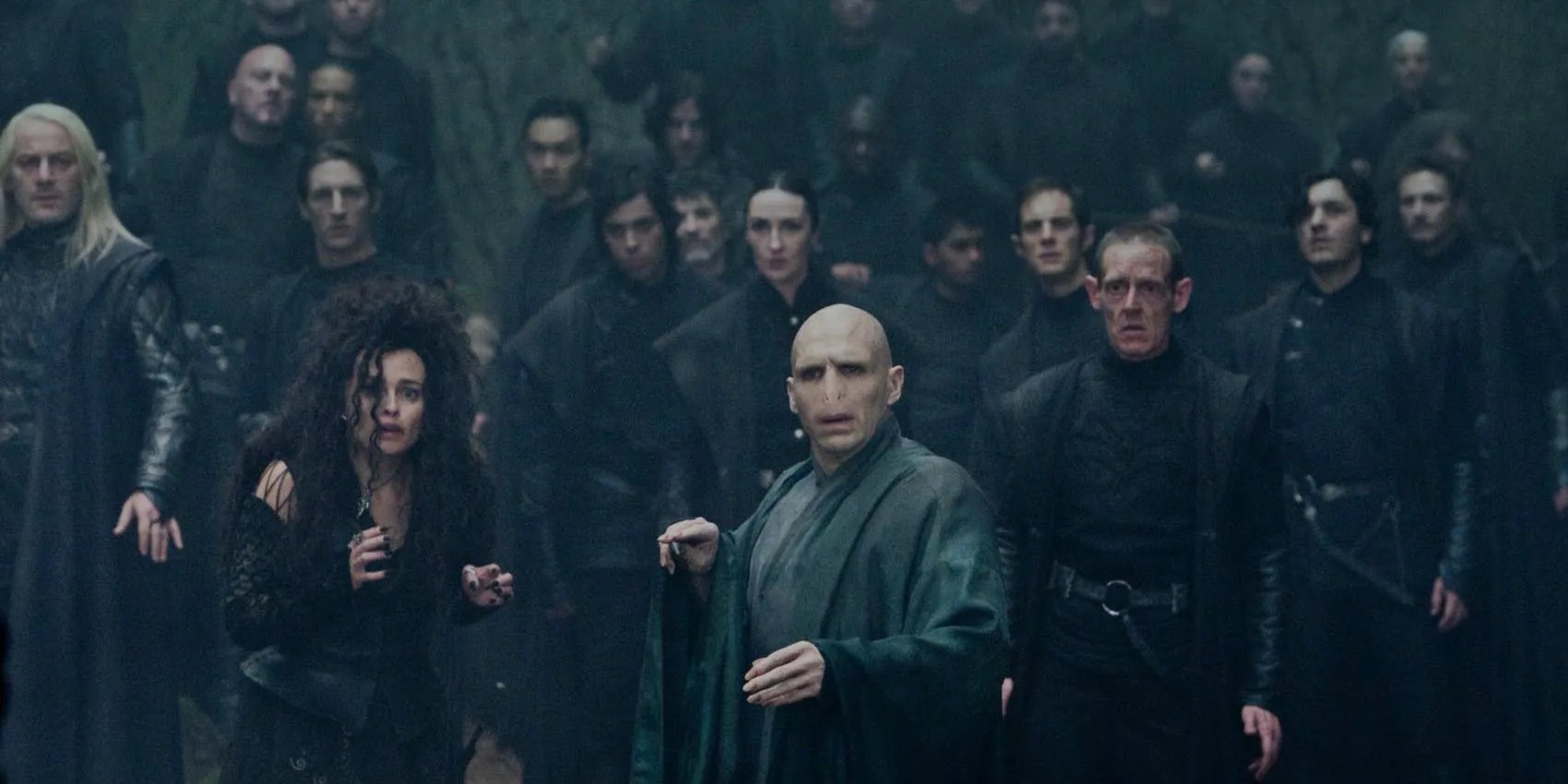 Harry Potter Reasons Voldemort Is Stronger Than Grindelwald (& Why He