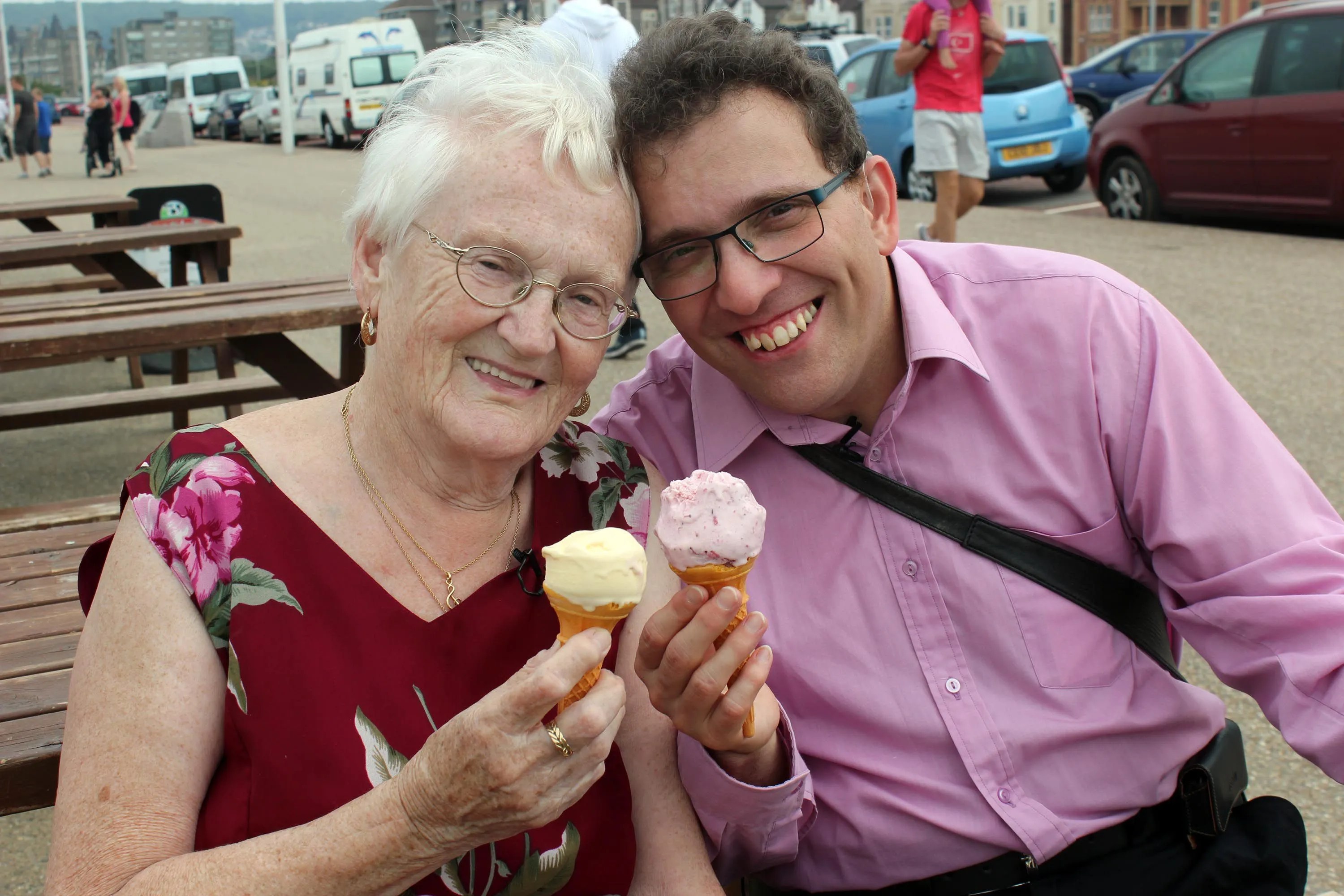 10 Addictive British Reality TV Shows To Watch On Netflix