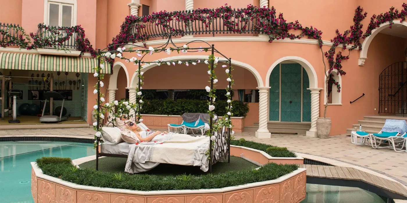 Australian Teenagers Burn Down Big Brother AU House