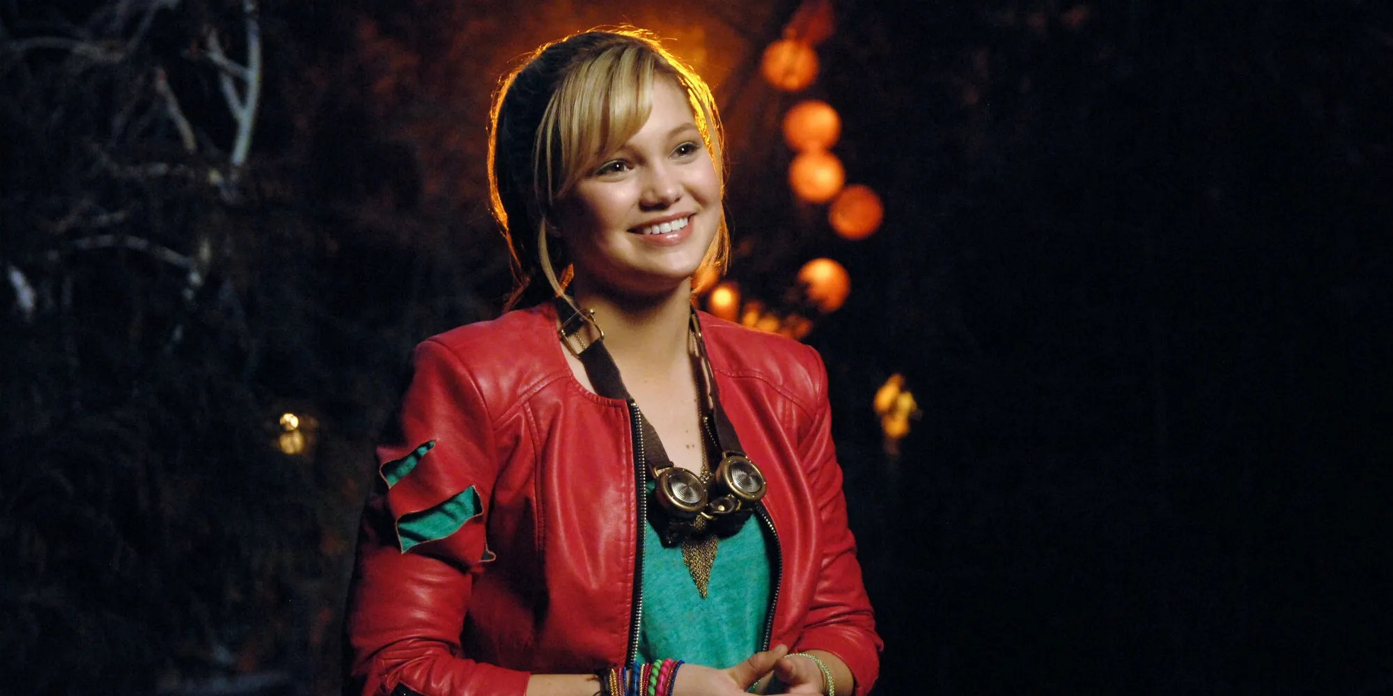 Girl Vs Monster Olivia Holt