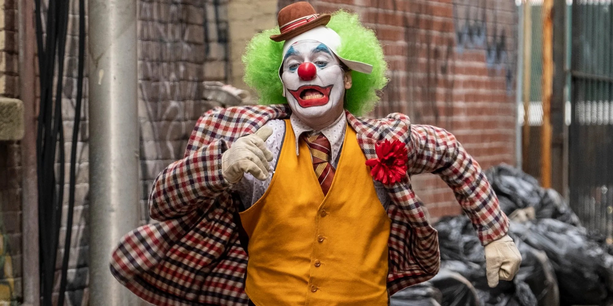 Oct 01, 2019 · when joaquin phoenix unsheathes his chopsticks for the seaweed salad at asanebo,. Joker Movie: Joaquin Phoenix Walks Out of Interview Over ...