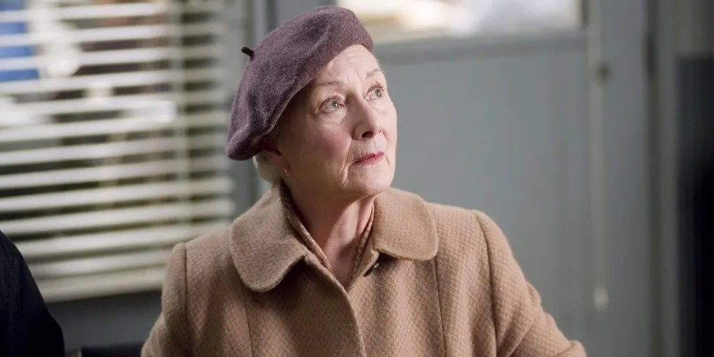 SpiderMan 5 Reasons Marisa Tomei Is The Best Aunt May (& 5 Why It'll Always Be Rosemary Harris)