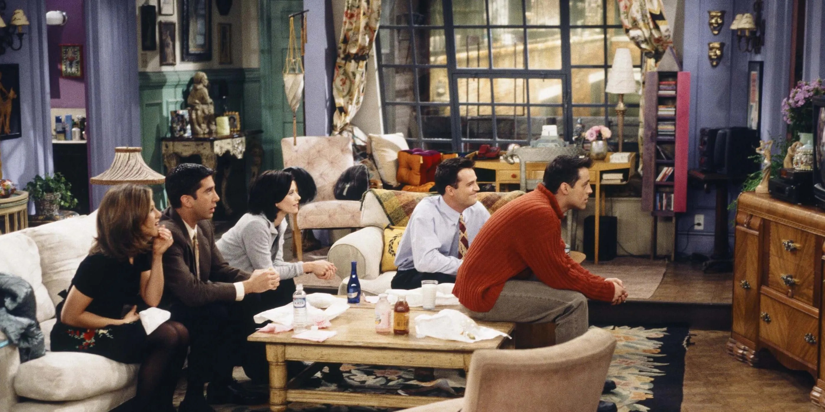 Friends 10 Hidden Details About Monica And Rachel's Apartment