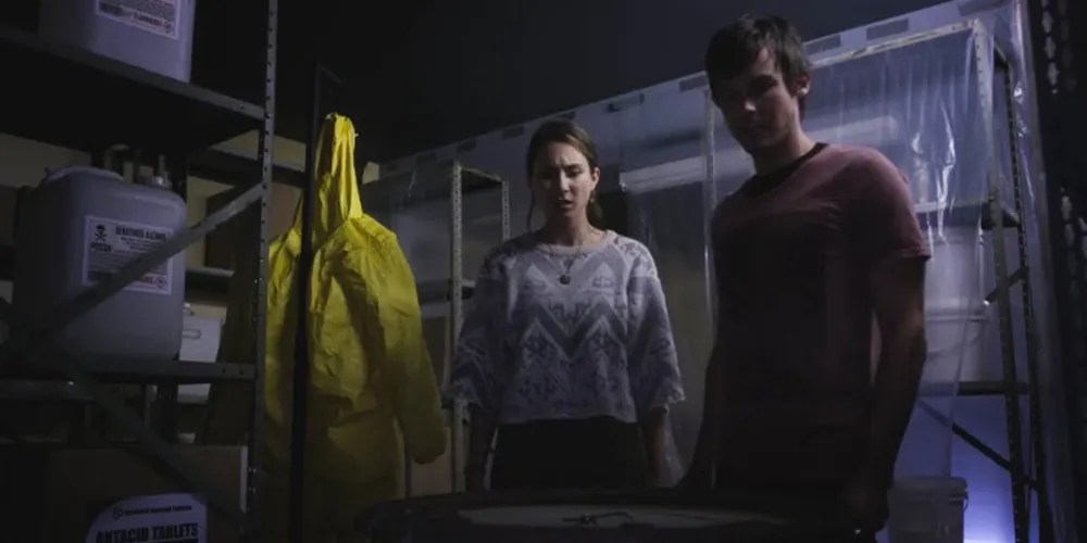 Pretty Little Liars 10 Unanswered Questions We Still Have About The