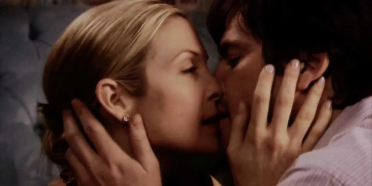 Gossip Girl 10 Most Romantic Scenes Fans Watch Over & Over