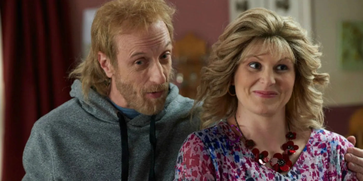 Schitt's Creek 5 Couples Who Are Perfect Together (& 5 That Make No Sense)