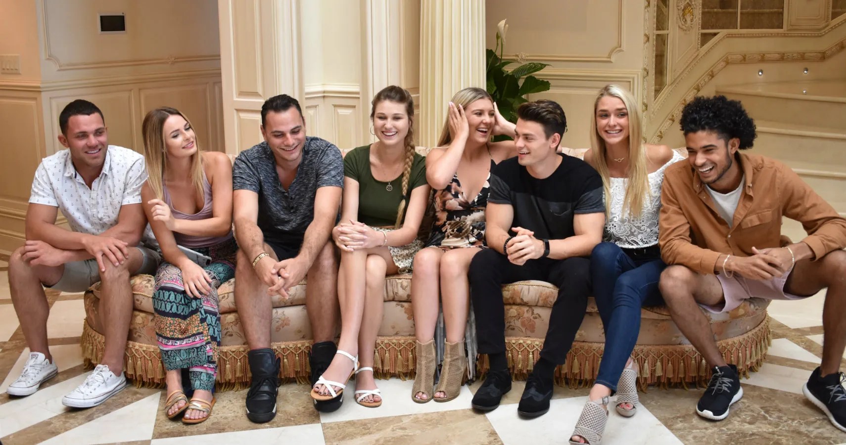 10 Hidden Details About Cast Of Siesta Key Everyone Completely Missed