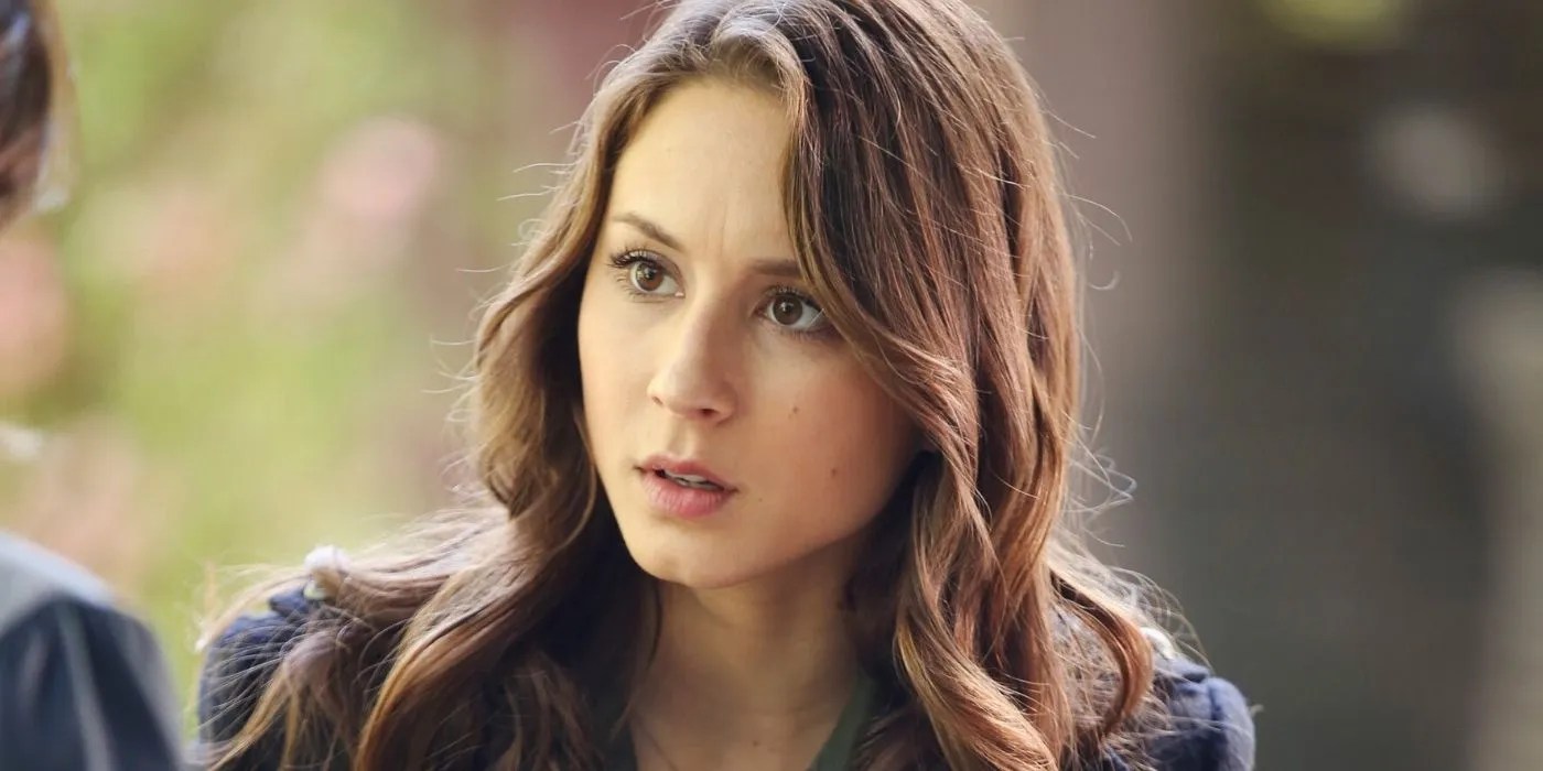 Pretty Little Liars Zodiac Signs Of Every Main Character