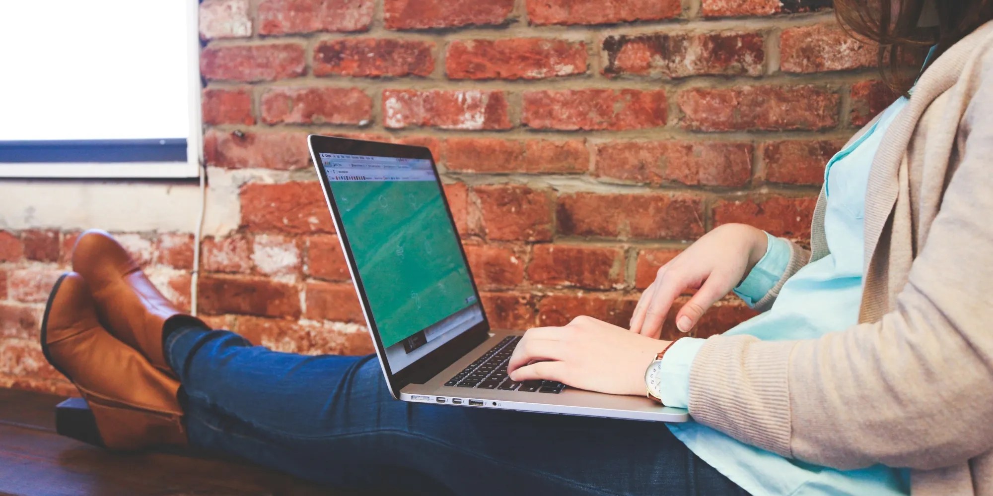 Best Laptops For Students (Updated 2021)