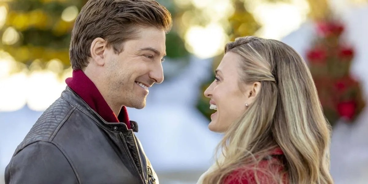 10 Things Fans Love About Hallmark Movies