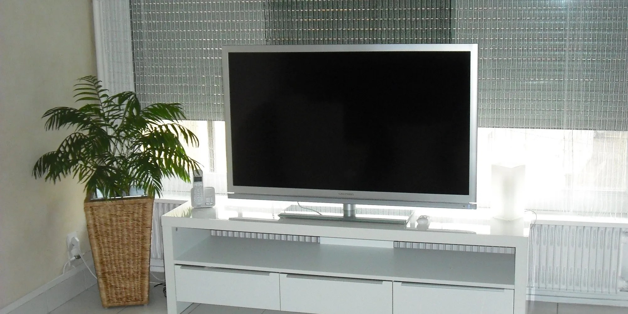 Best 60Inch TVs (Updated 2021)