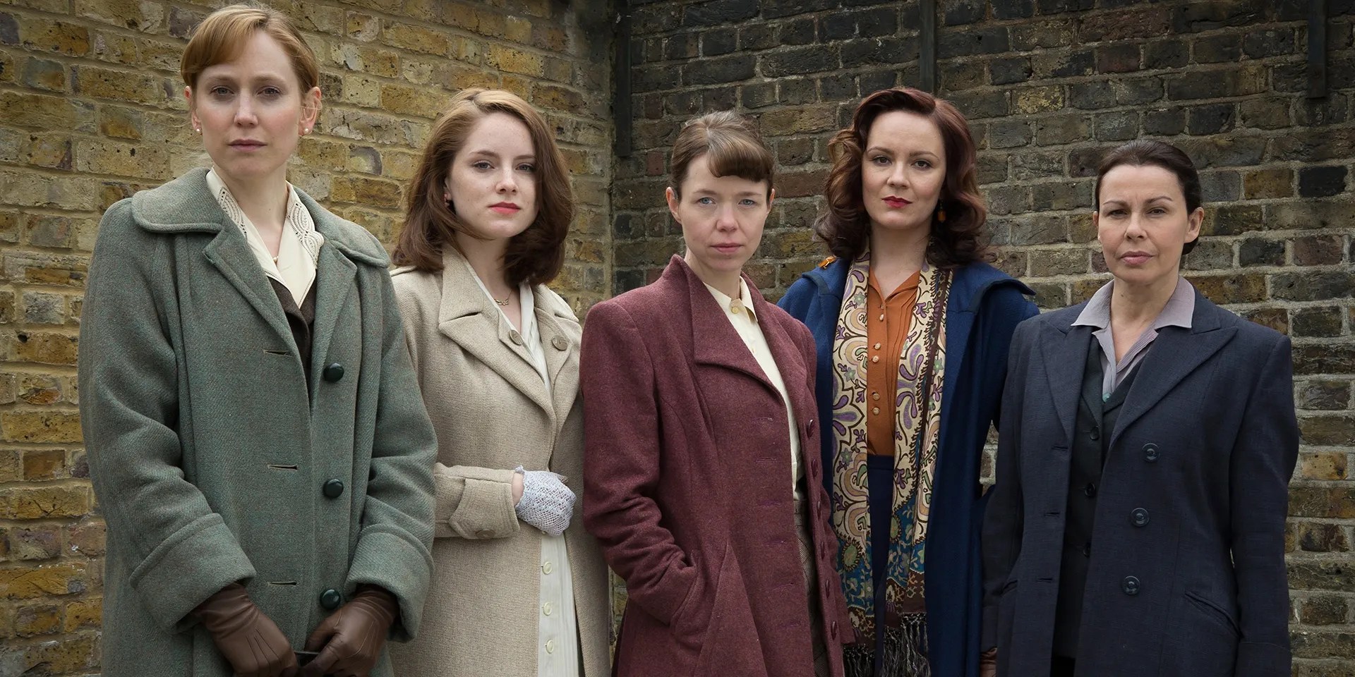 10 Shows To Watch If You Like Alias Grace (According To Reddit & More)