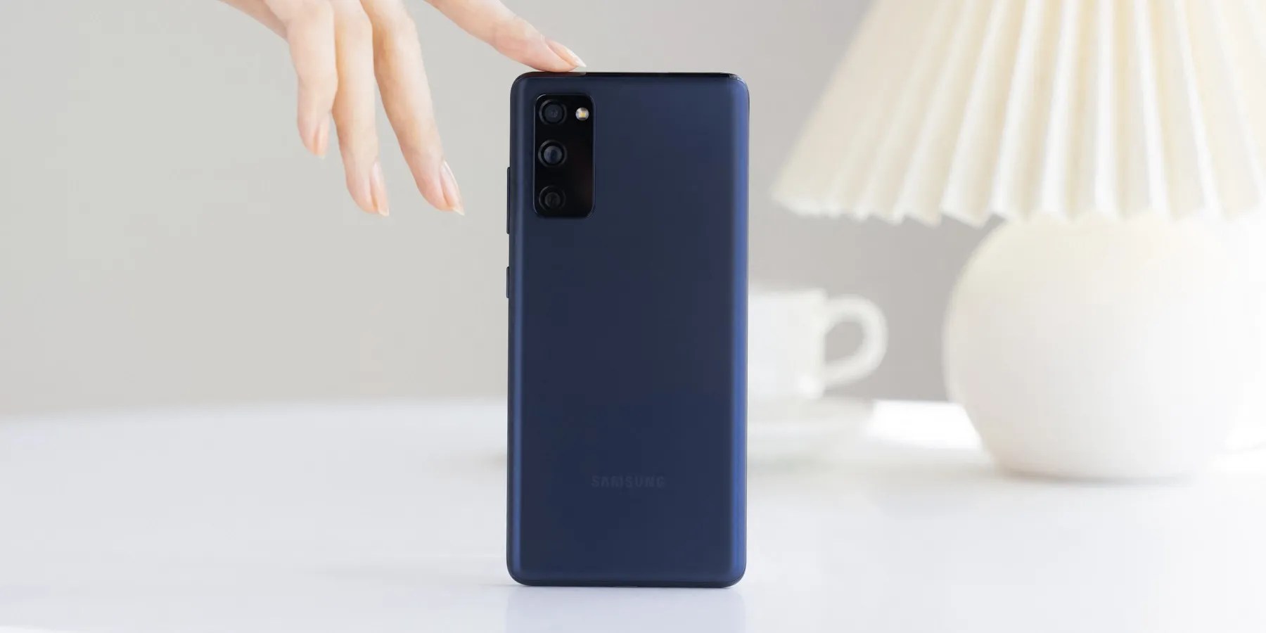 Samsung Now Offers A Galaxy S20 Fan Edition With Even More